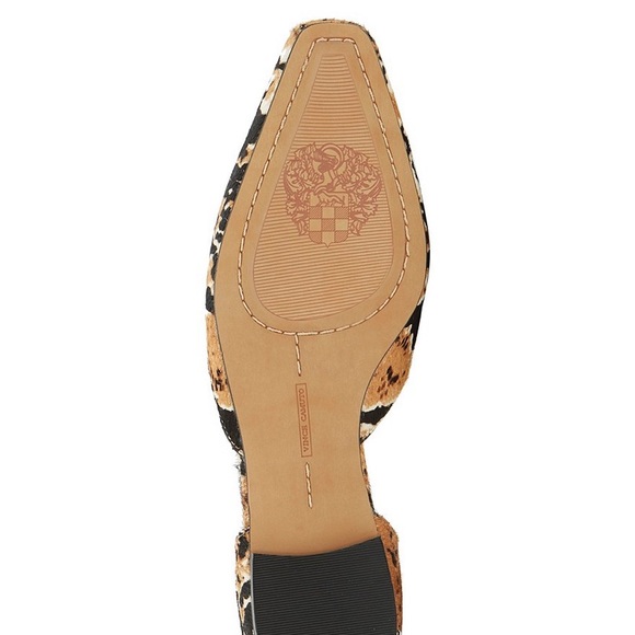 Vince Camuto Kordie Flats - Picture 7 of 8